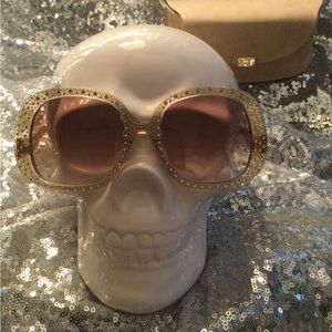 NIB Chloe Bling 70’s Style Sunglasses CE755SR